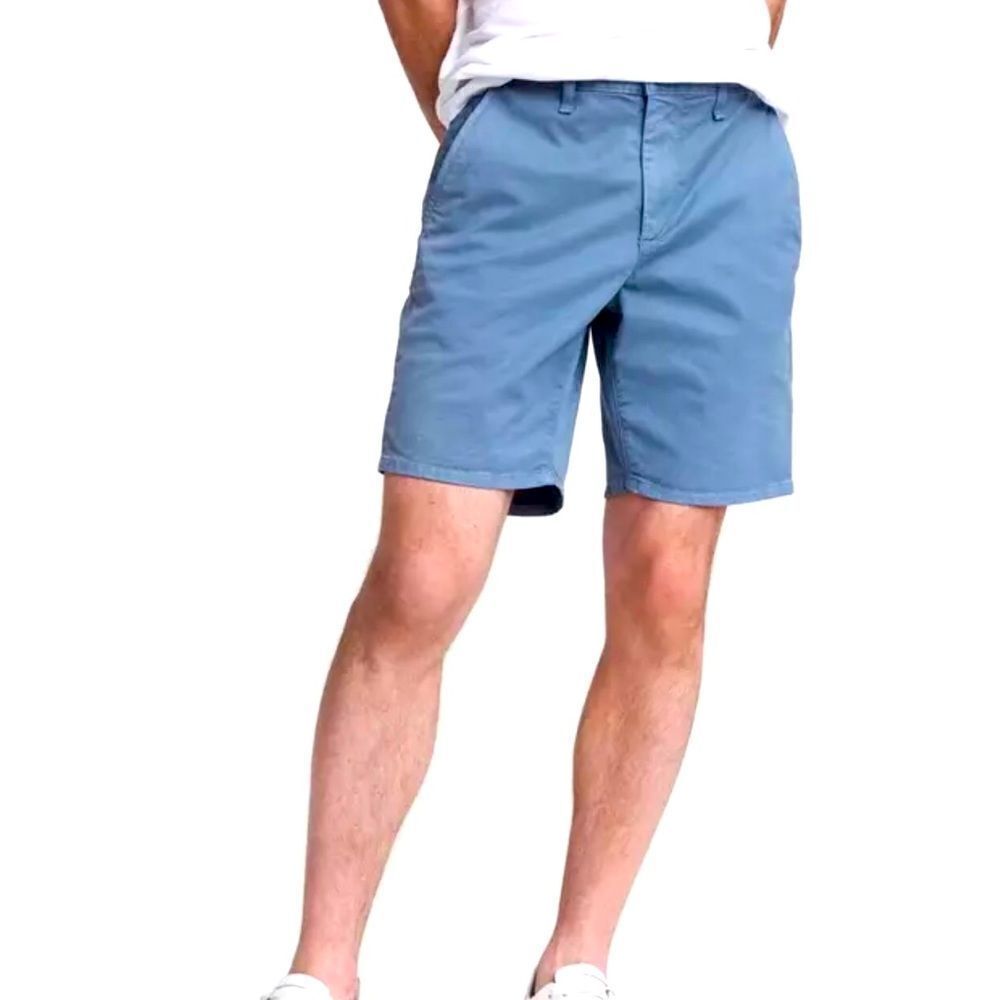 AND NOW THIS MENS SHORT